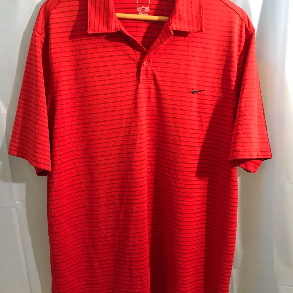 Nike: Dri-Fit - Picture 3 of 6